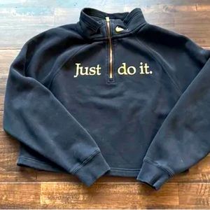 Nike crop sweatshirt